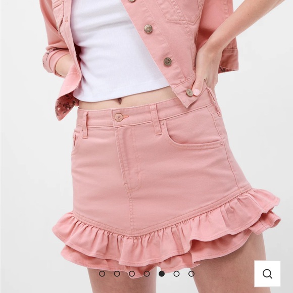 NWT- Gap X LoveShackFancy Denim Mini Skirt - size 33 and 34 - sold out online - Picture 1 of 14